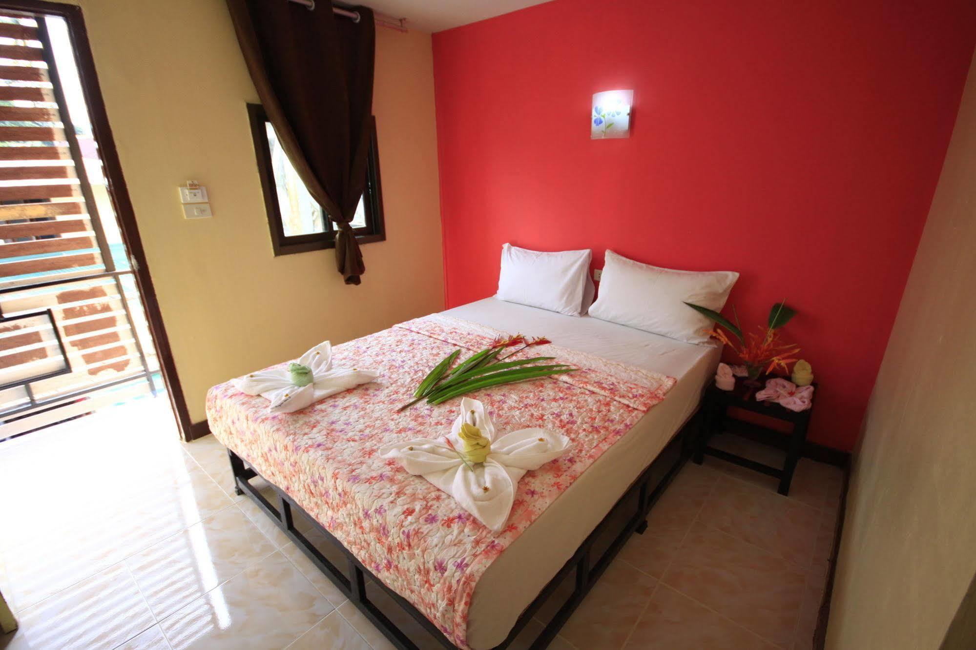 דירות Pongpan House Phi Phi מראה חיצוני תמונה